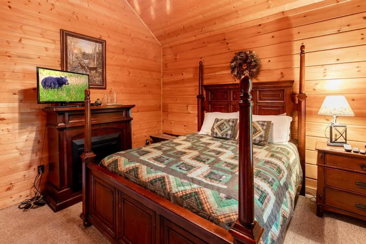 Nice View Fireplace, Hot Tub, Porch Bed, Private Sevierville Εξωτερικό φωτογραφία