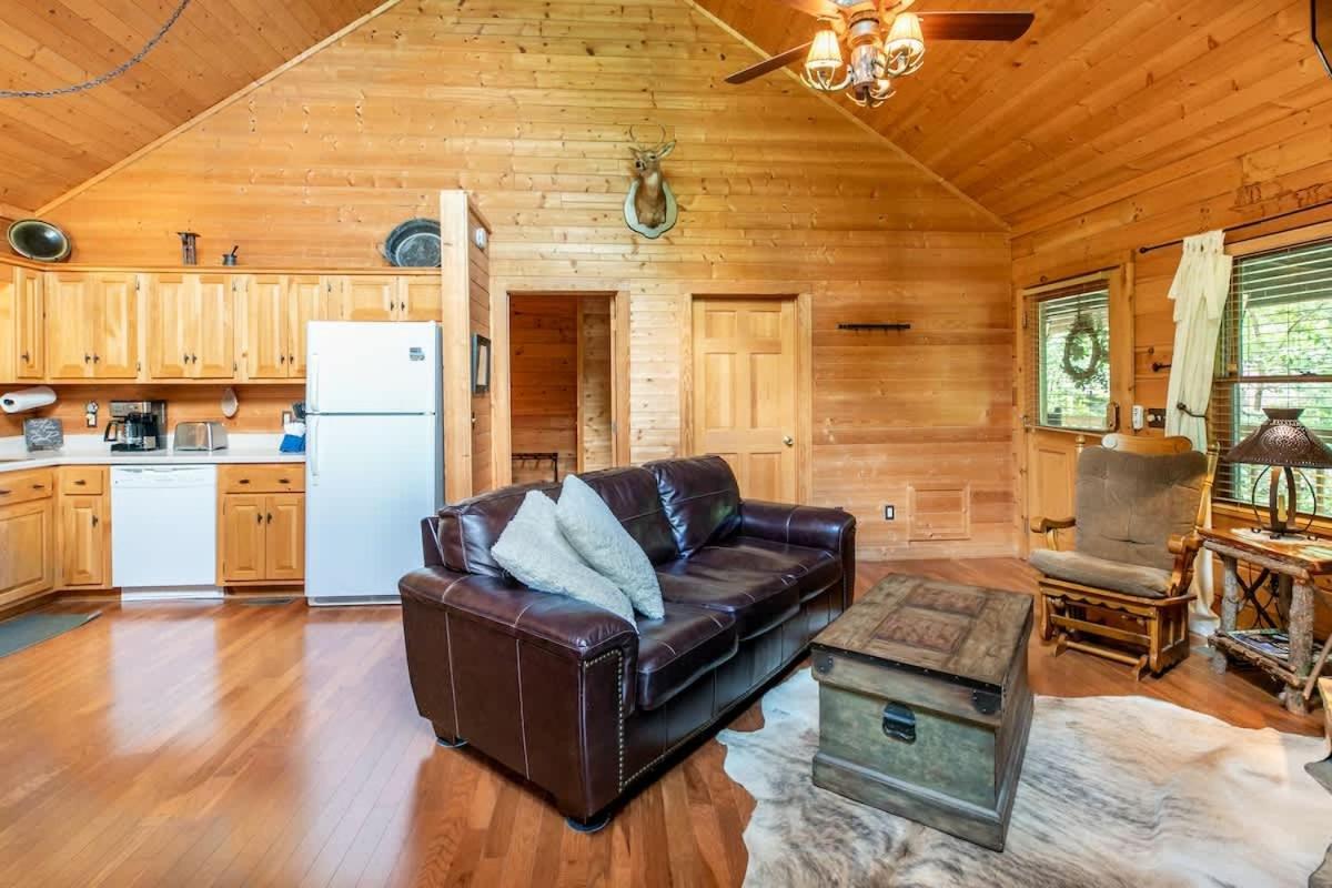 Nice View Fireplace, Hot Tub, Porch Bed, Private Sevierville Εξωτερικό φωτογραφία