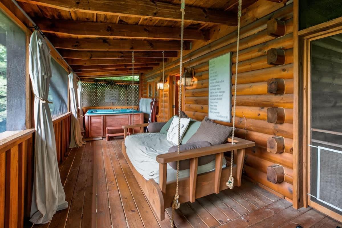 Nice View Fireplace, Hot Tub, Porch Bed, Private Sevierville Εξωτερικό φωτογραφία